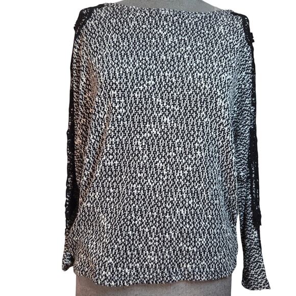dressbarn Sweaters - Lace Sleeve Detail Sweater Size Petite Small